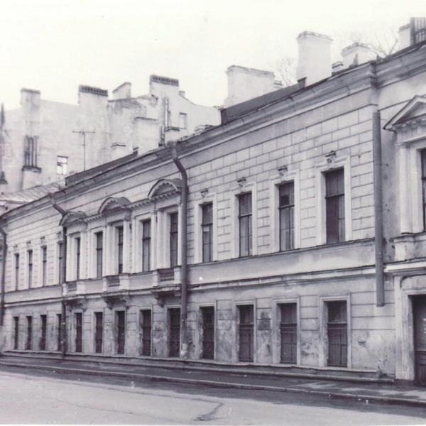 Бассейн на месте котлована. В восстановленном здании Пробирной палаты открылся спортивный центр