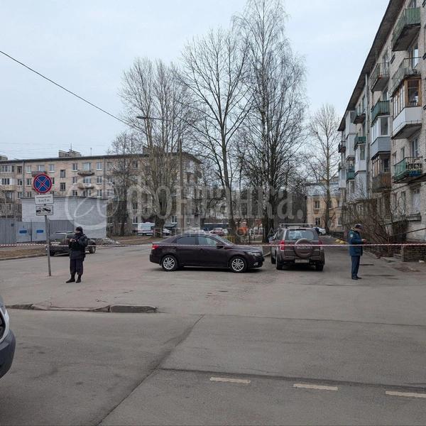 &laquo;И сразу вспышка, бабах!&raquo; Первые кадры и комментарии из Кронштадта после сегодняшней ночи