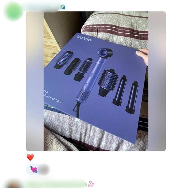 Букет с вантузом. Женщины показали подарки на 8 Марта в соцсетях