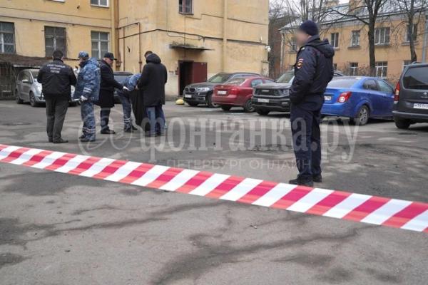 &laquo;И сразу вспышка, бабах!&raquo; Первые кадры и комментарии из Кронштадта после сегодняшней ночи